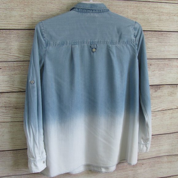 Holding Horses Ombré Chambray Shirt - Picture 8 of 9